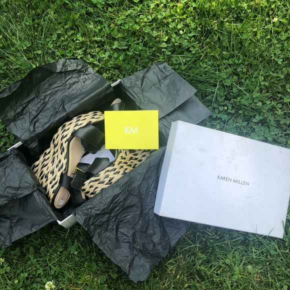 Karen Millen Black Straw Wedges - Picture 8 of 8